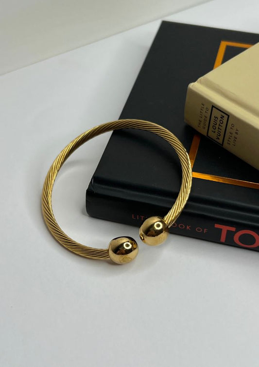 Goldie Cuff